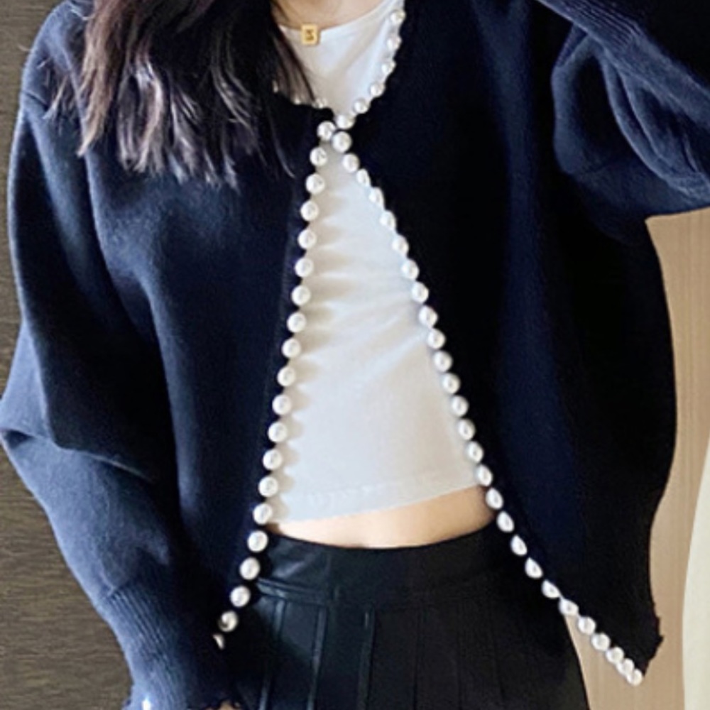 Oscar street pearl cardigan size small NWT